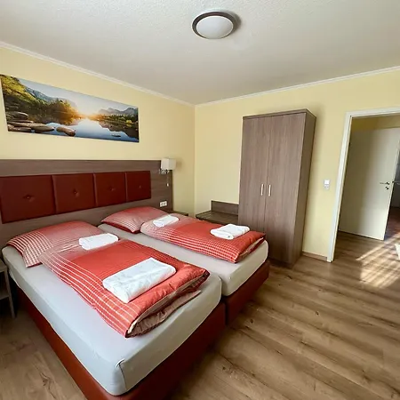 Ellen هاريسلي