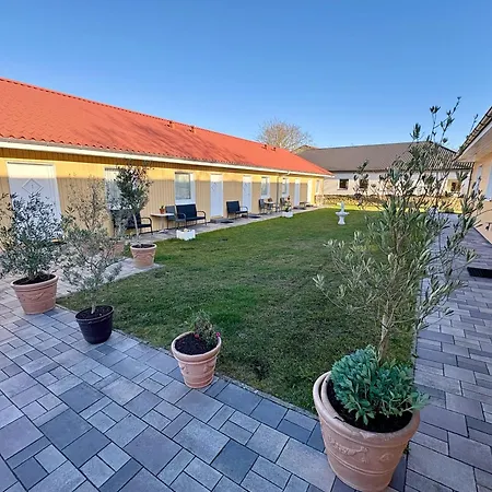 فندق مبيت وإفطار Ellen 4*