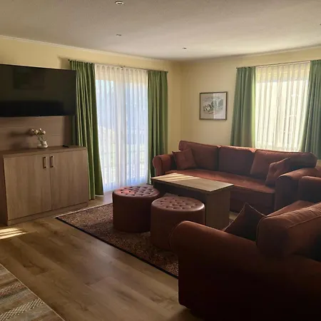 Ellen 4* هاريسلي