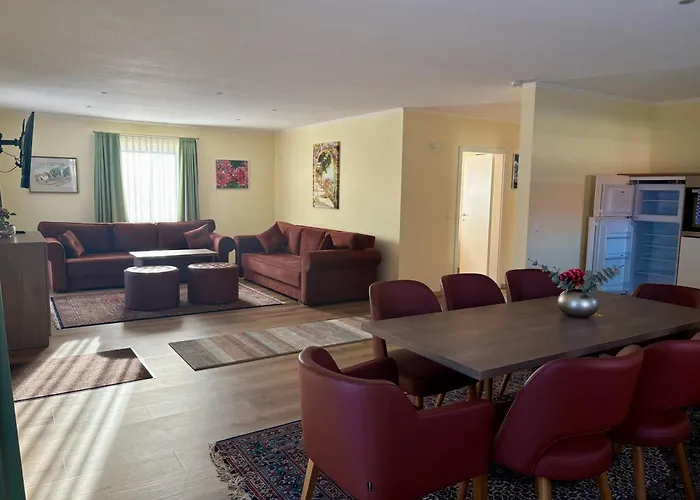 Ellen Bed & Breakfast